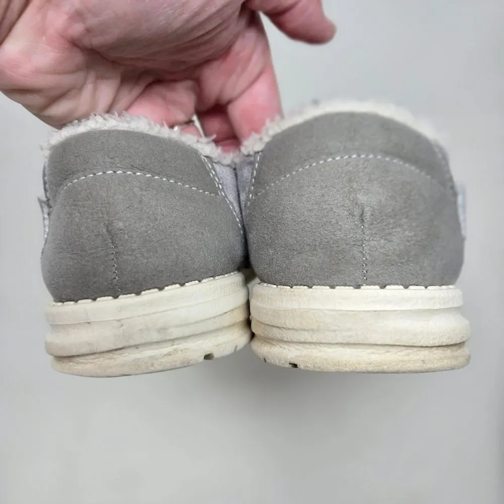 HEY DUDE Wendy‎ Corduroy Gray Slip On Loafers Shoes Women’s Size 9 Lined